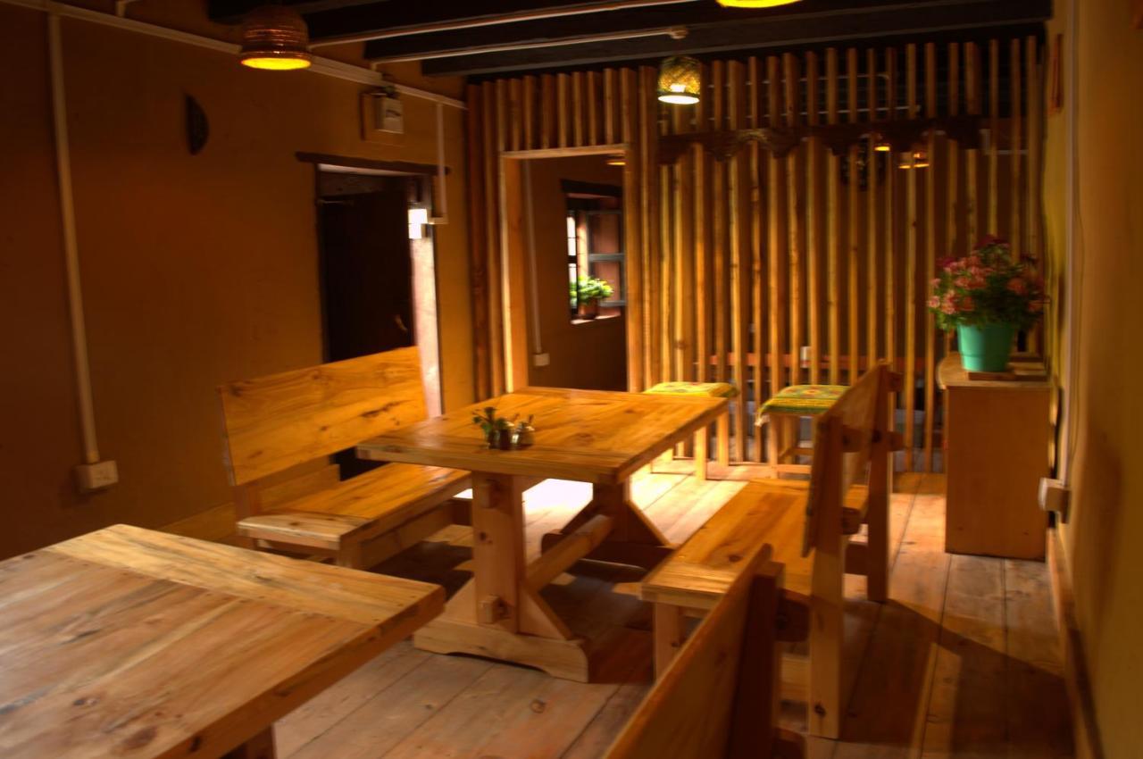 Ama'S Village Lodge Paro Exterior foto